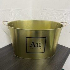 Vodka gold coloured metal - au,