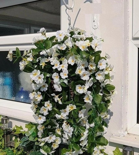 Artificial trailing flowers - artificial,