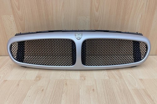 Mesh grille radiator - /,