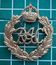 WW2 Royal Armoured Corps Cap Badge Restrike BB-417