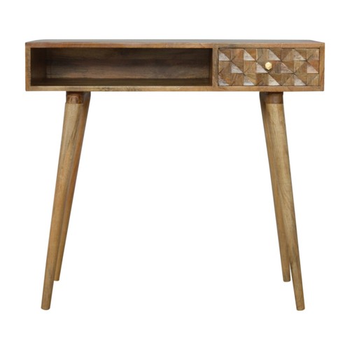 Oak toned diamond carved - toned,