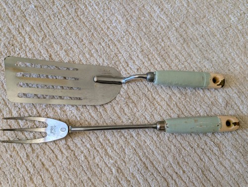 Two vintage prestige skyline - two,