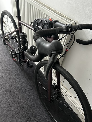 Specialized allez road bike - road,