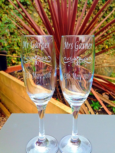 Mrs champagne flutes - champagne,