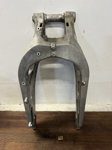 Honda cbr 400 swing arm - honda,
