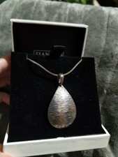 Tianguis Jackson Sterling Silver Pendant And Chain