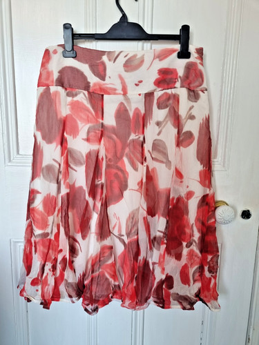 Coast red white - red,
