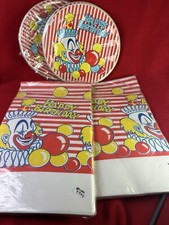 Clown birthday plates 2 - +,