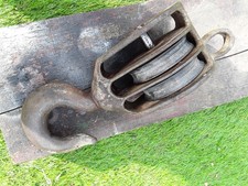 VINTAGE BLOCK and TACKLE PULLY