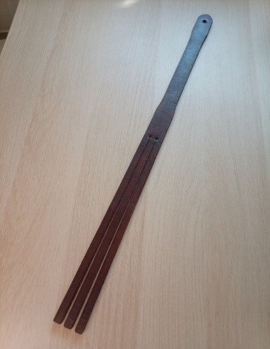 Leather lochgelly style - lochgelly, tawse