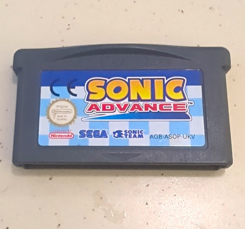 Sega sonic advance nintendo - sega,