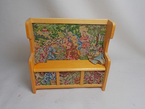 Dolls house miniature petit - house,