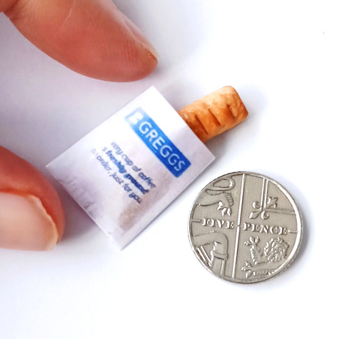Dolls house miniature - dolls,