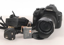 Fuji Finepix  X-S1  12MP  26x