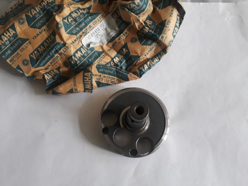 Genuine yamaha left crankshaft - yamaha,