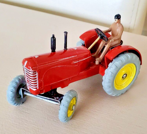 Dinky 27a massey harris - dinky,