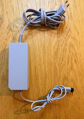 Nintendo wii adapter - nintendo, ac