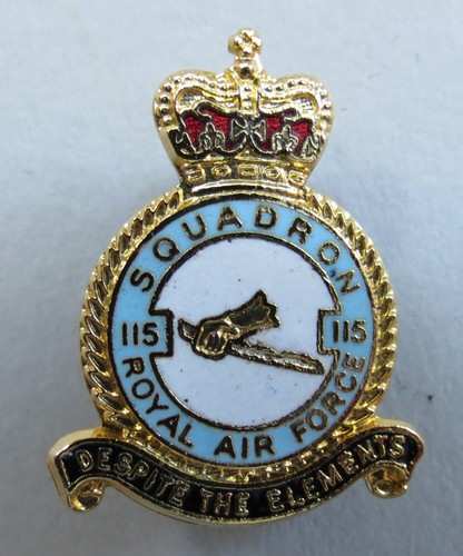 Enamel pin badge royal air - royal,