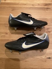 NIKE Vintage Mercurial R9 FG