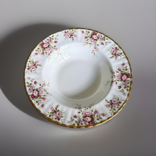 Royal albert cottage - cottage, garden
