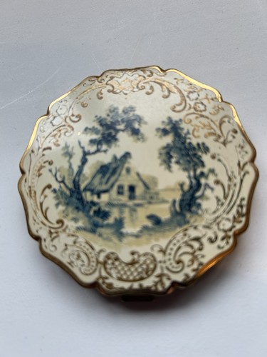 Stratton vintage metal compact - metal,