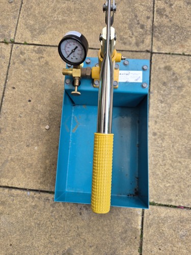 Suspension pump for all - pump,