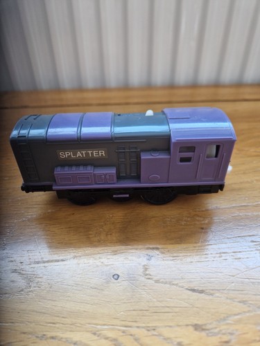 Vintage 1997 tomy - vintage,