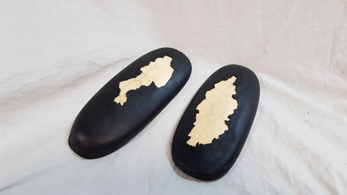 Damaged humanscale set of - of, 2x