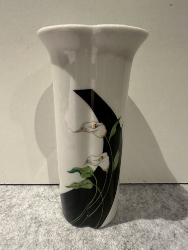 Porcelain vase black white - porcelain,