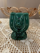 Vintage Sylvac Horseshoe Shaped Posy Vase With Scotty Dog Image.