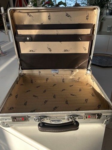 Rimowa classic flight attache - rimowa,