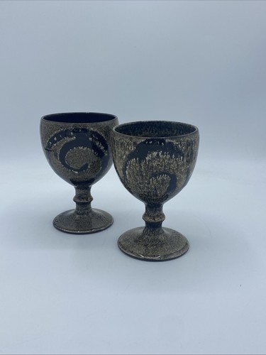 Pair woburn pottery brown - of,