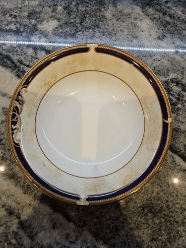 Wedgewood cornucopia inch - 6,