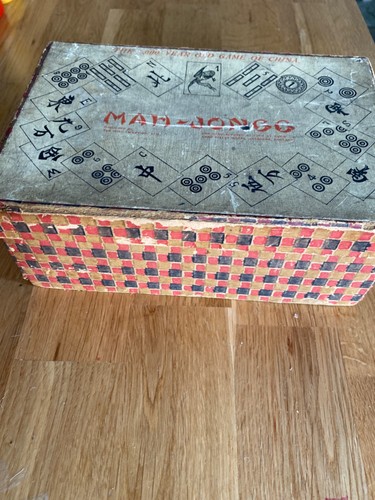 Vintage mahjong set - mahjong, chad