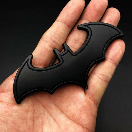 Metal chrome batman emblem - 3d,