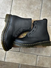 Doc Dr. Martens 1460 Pascal Black Leather Boots Unisex size UK6 EU 39 NEW