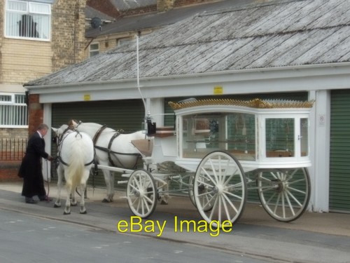 Photo 6x4 horse drawn hearse - horse,