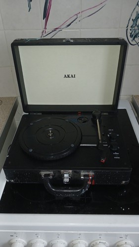 Akai a60011n black suitcase - akai,