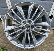 Genuine Ford Focus / Mondeo Vignale Alloy Wheel 18 Inch 5x108 .