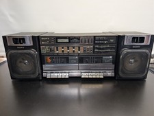 VINTAGE SONY GHETTO BLASTER