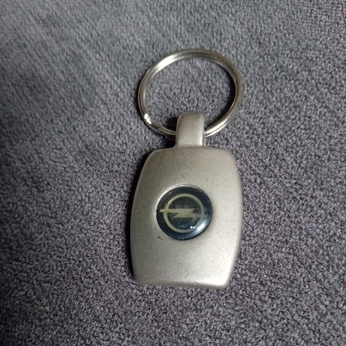 Opel auto import - metal, keyring