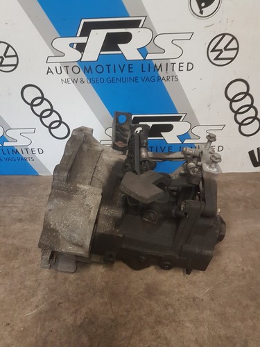 Touran tsi 6 speed - vw,