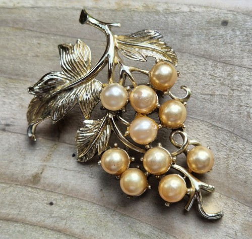 Jewelcraft gold tone - jewelcraft, bunch