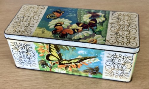 Vintage butterflies - c.w.s.,