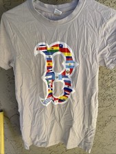 Boston Red Sox 2022 Hispanic Heritage Night Medias Rojas Size Small T-Shirt