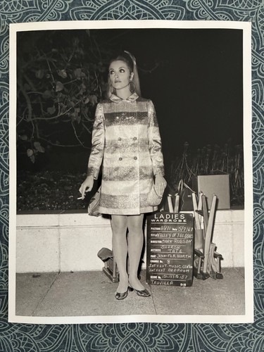 Sharon tate 1967 type photo - 1967,