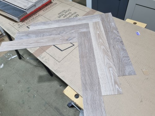 34m2 karndean knight tile - knight,