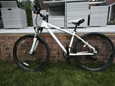 Carrera Vulcan Mountain Bike White 16” frame 