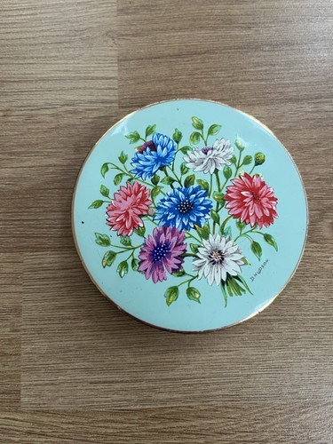 Vintage stratton powder - vintage,