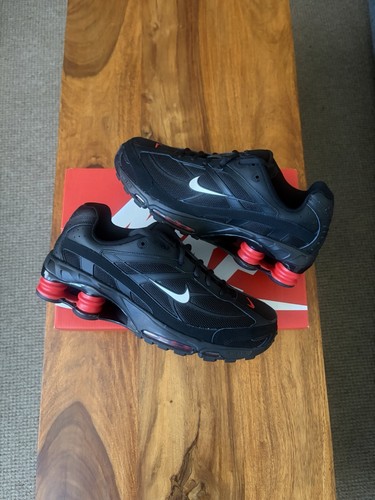Uk7 nike shox - -,